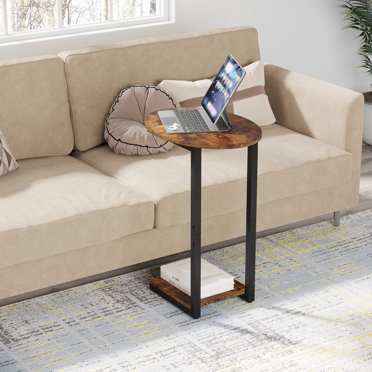 Hosfais Side Table Small End Table, C-Shaped Wood Sofa Table with Metal Frame for Living Room, Bedroom, Small Spaces (Rustic Brown)