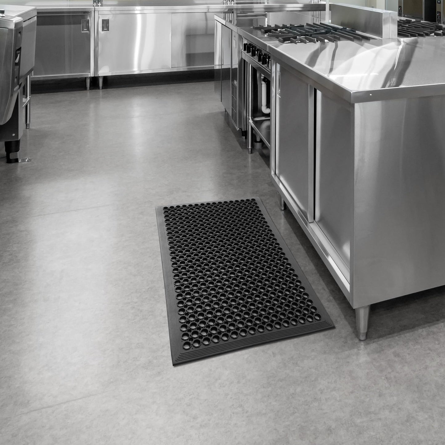 GRIDMANN Rubber Floor Mat, 24" x 36" Anti-Fatigue Drainage Mat, Non-Slip and Grease Resistant for Restaurants, Commercial Kitchens, Bar Floors, Black