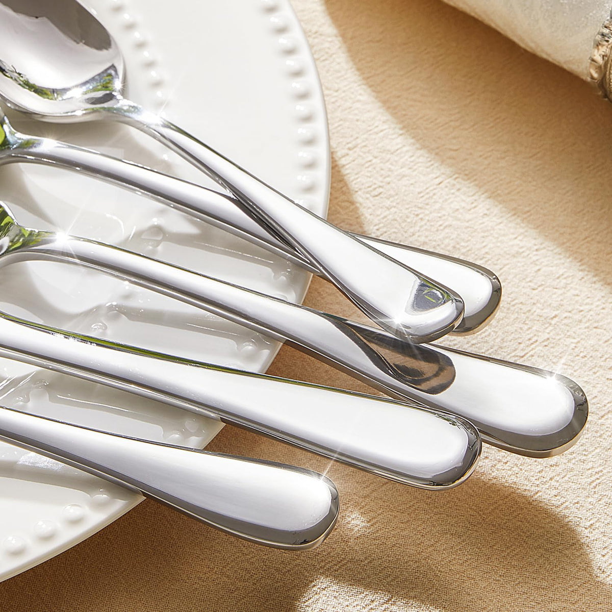 KINGSTONE 40 Pieces Silverware Set for 8, Premium Stainless Steel Flatware Set, Heavy Duty and Modern Design Cutlery Set, Mirror Polished, Dishwasher Safe