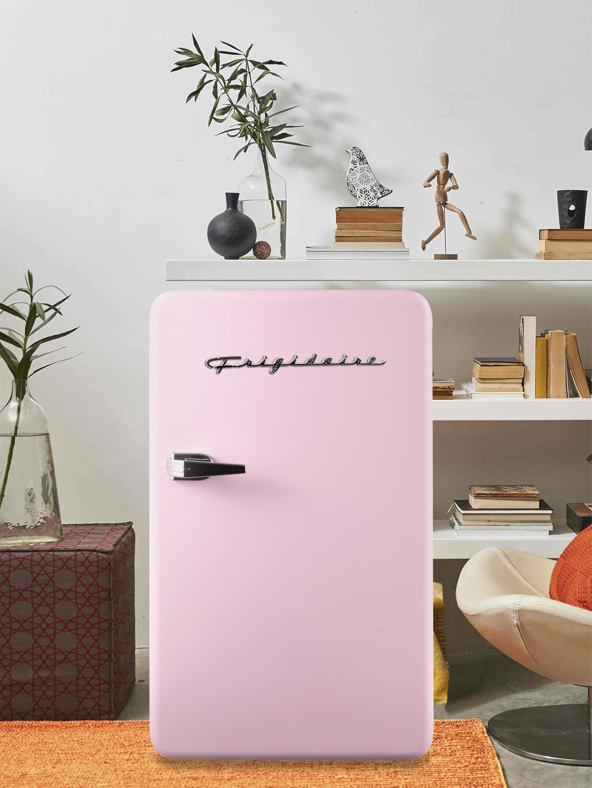 Frigidaire Retro Compact Refrigerator with Chiller, 3.2 cu ft Countertop Fridge, Built-In Bottle Opener, Rounded Corners, Premium, for Office, Bedroom, Dorm Room, Cabin, 18.5D x 20W x 31.5H (Pink)