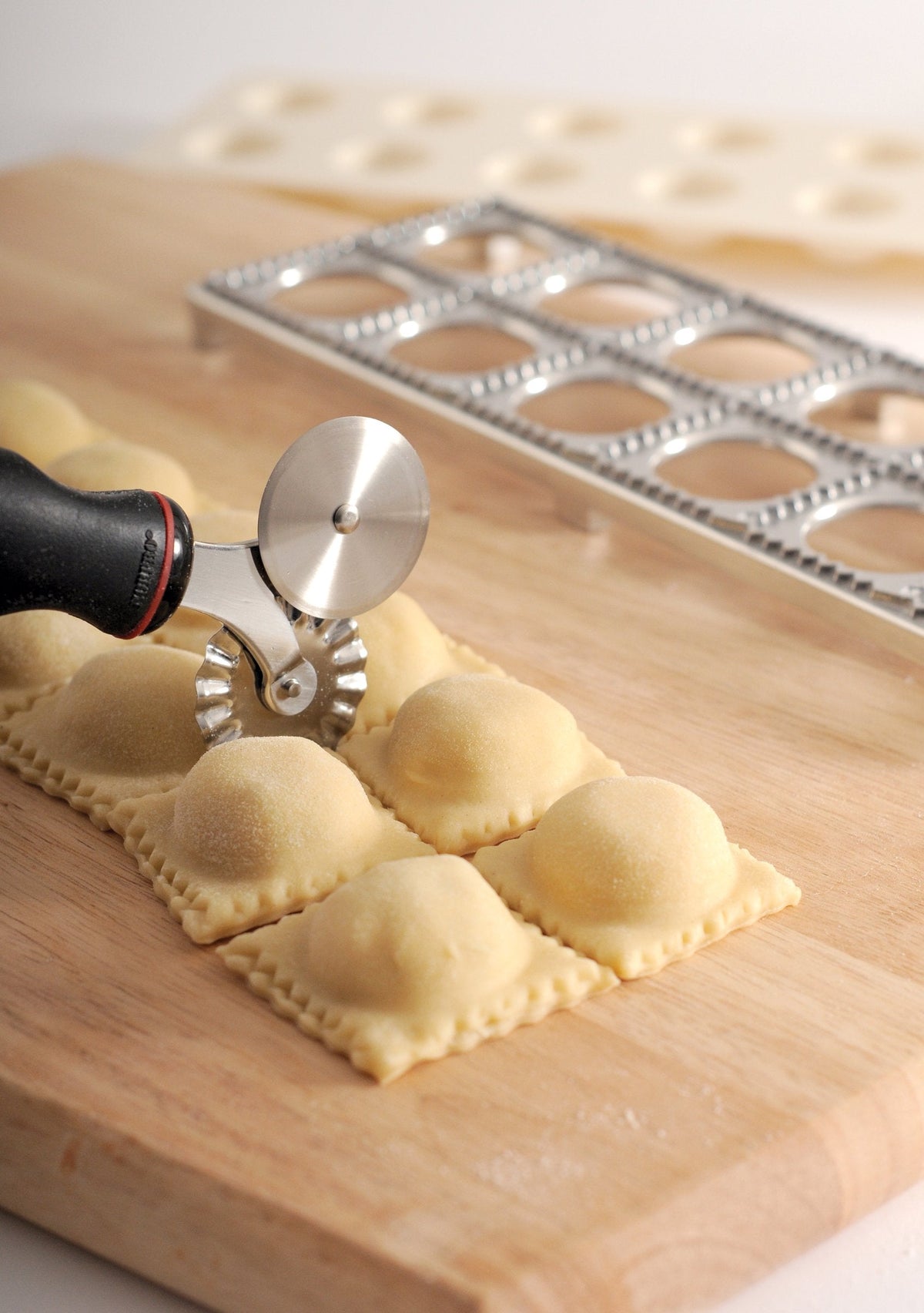 Norpro Grip-EZ Pastry/Ravioli Wheel, 1 piece, Black