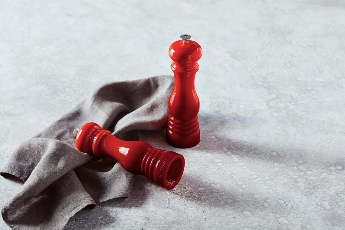 Le Creuset Salt and Pepper Mill Set 8-Inch, White