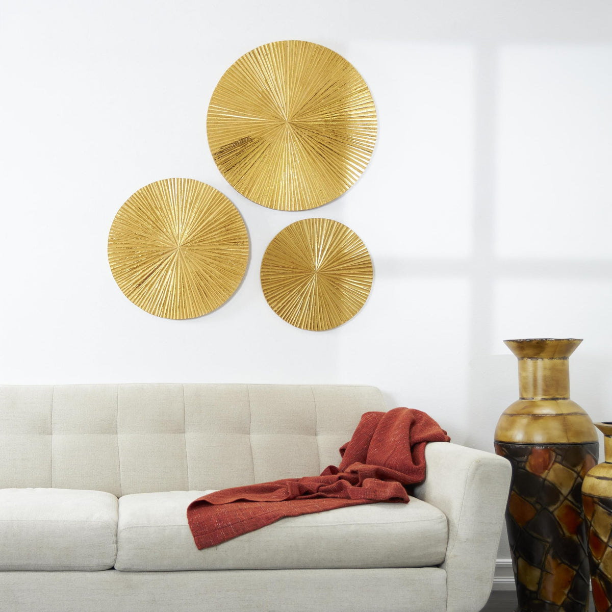 CosmoLiving by Cosmopolitan Wooden Plate Home Wall Decor Carved Radial Wall Sculpture, Set of 3 Wall Art 24", 20", 16"H, Gold