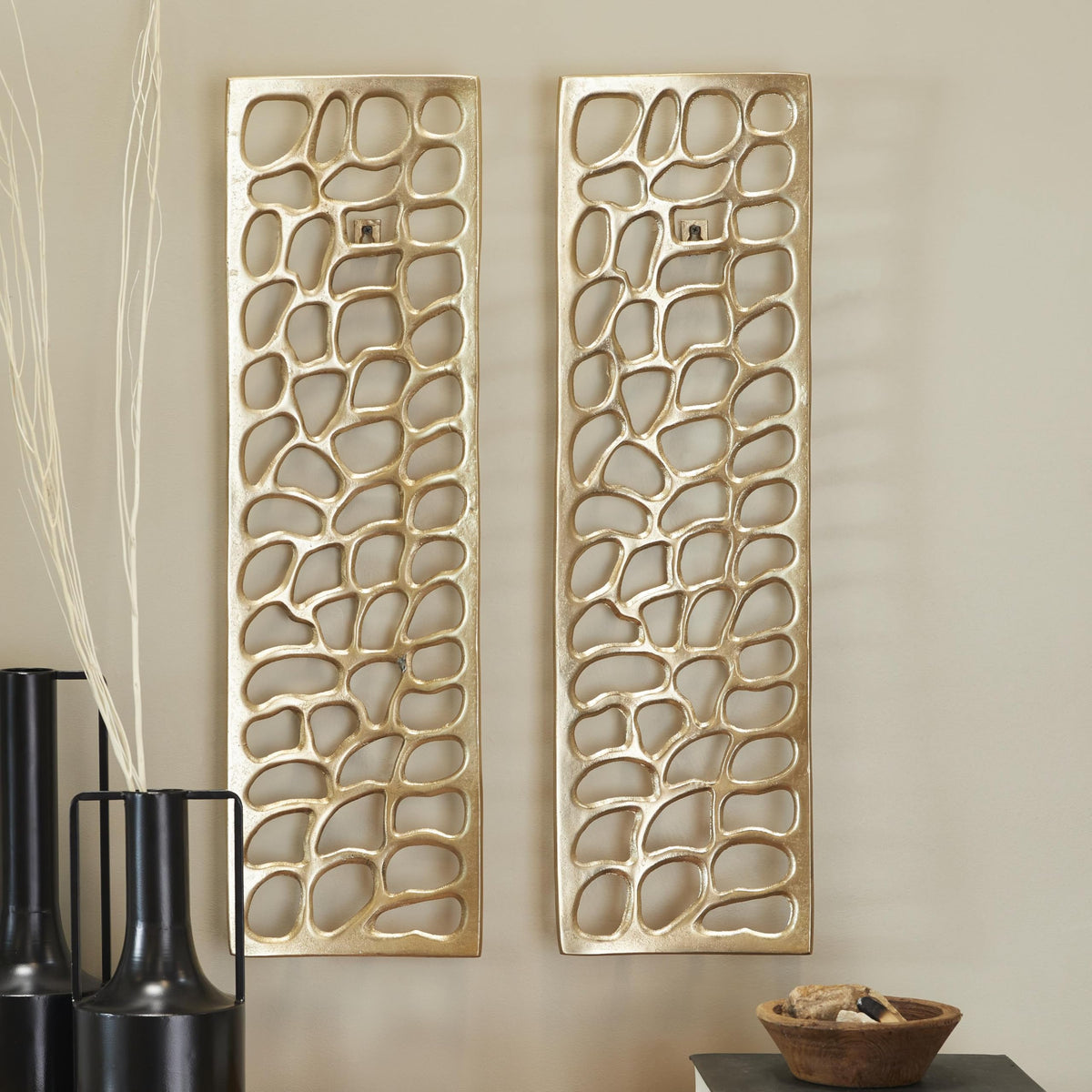 Deco 79 Aluminum Metal Abstract Home Wall Decor Cutouts Wall Sculpture, Set of 2 Wall Art 7"W, 22"H, Gold