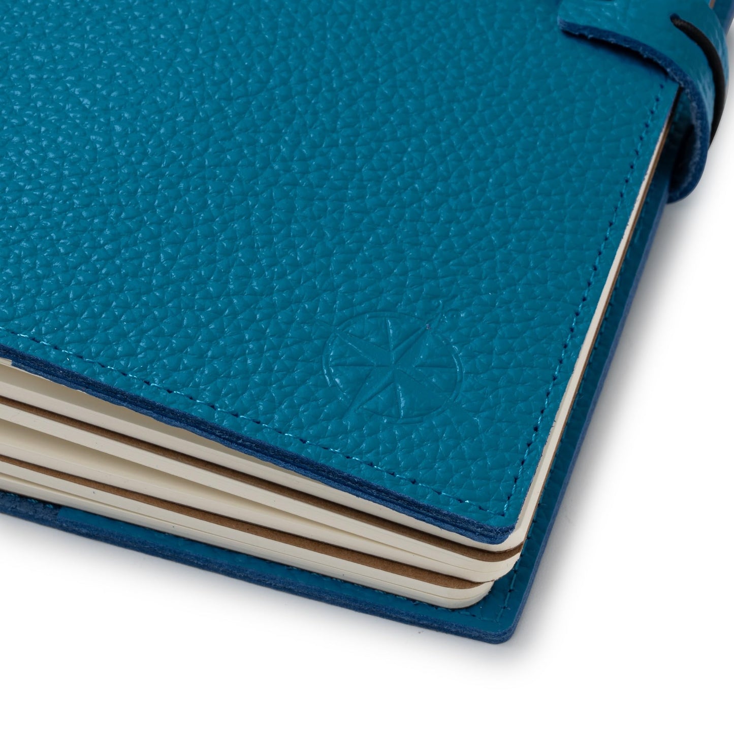 WANDERINGS A5 Travelers Notebook with Pockets, Blue Colour - Genuine Leather Journal, 6 x 8.5/15 x 22cm, Refillable Travel Journal to Capture All Life's Adventures, 120 GSM Blank Inserts