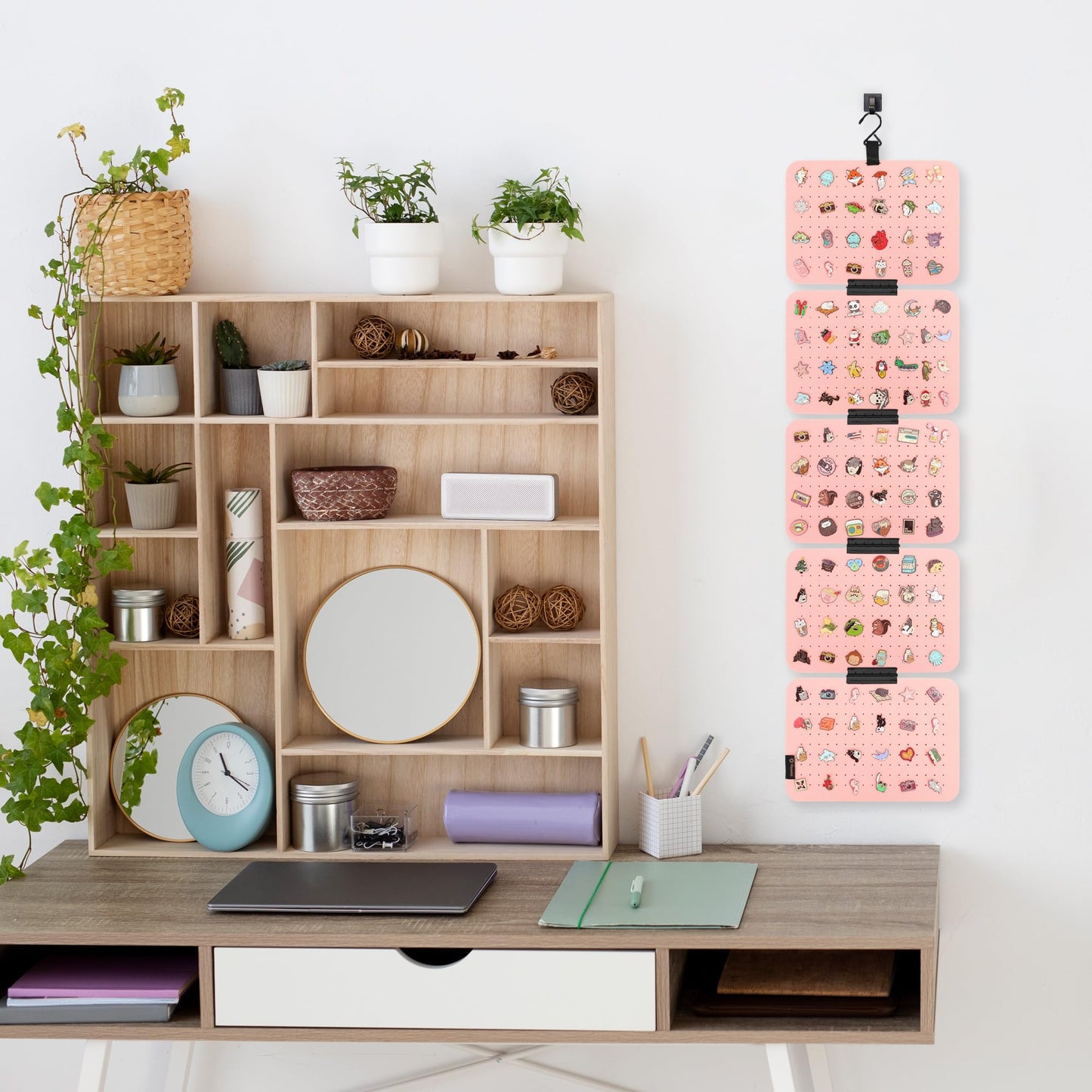 PACMAXI Hanging Enamel Lapel Pin Display Panels Organizer With 5 Loose-leaf Board Pieces, Brooch Pin Enamel Pin Display Pages, Badge Collection Display Holder Holds At Least 120 Pins. (Pink)