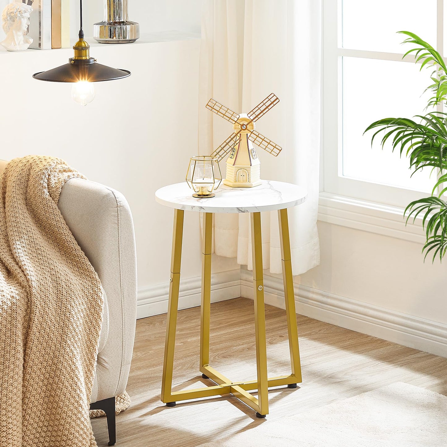 HOOBRO Side Table, Round End Accent Table with Sturdy Metal Pedestal, 15.7" Round Nightstand, for Living Room, Bedroom, Balcony, Office, Marble and Gold DM95BZ01