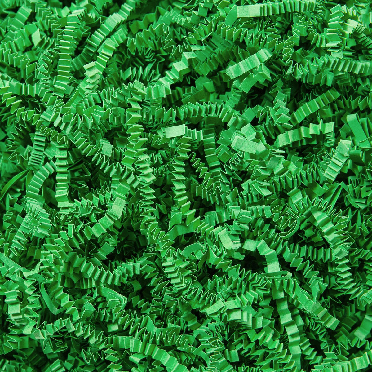 Mefleet 1 LB Crinkle Cut Paper Shred Filler Green Crinkle Shredded Paper for Gift Box - Gift Basket Bag Filler - Grass Cushion Stuffing for Christmas Holiday Packaging Wrapping